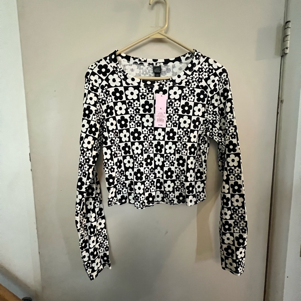 Floral Black and White Women's Top